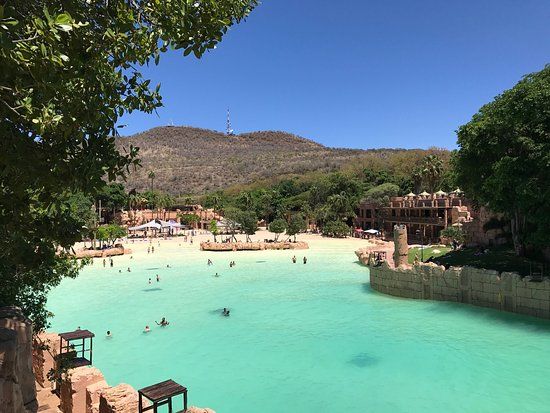 Valle de las Olas del parque acuático Sun City